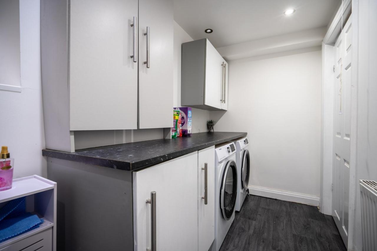 블랙풀 Cavendish Cat And Gaming House 아파트 외부 사진