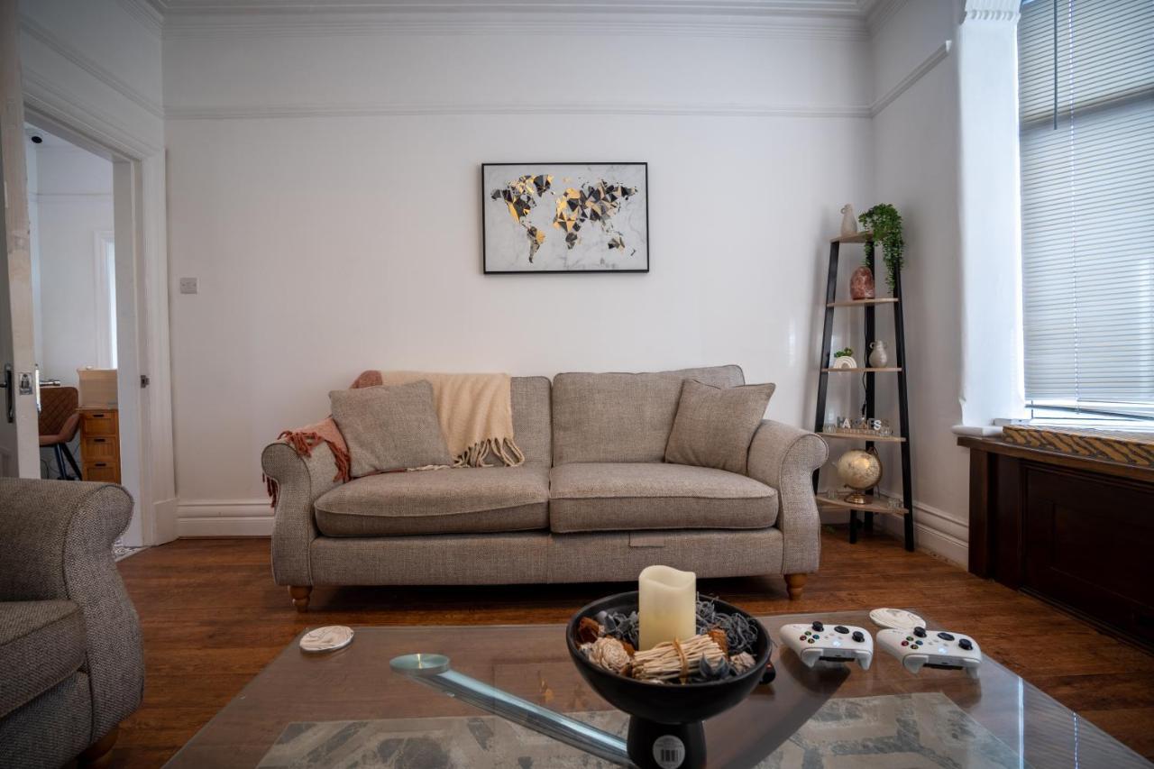 블랙풀 Cavendish Cat And Gaming House 아파트 외부 사진